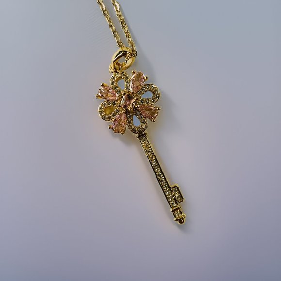 Gold 2 ct Zircon and Rose Quartz Pendant Necklace - Picture 7 of 17